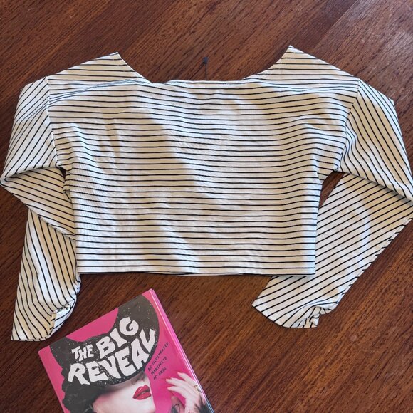 Walter Baker White & Black Striped Cropped Wrap Top - Picture 8 of 8